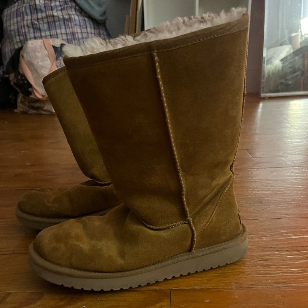 kookaburra ugg’s brown boots size 8